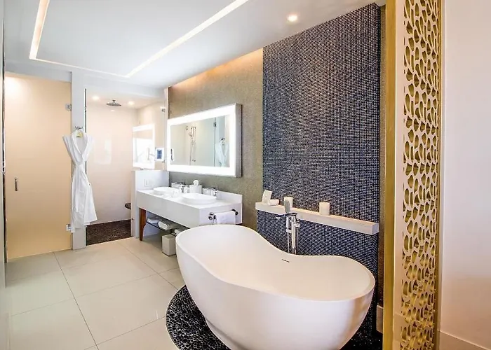 Garza Blanca Cabos *